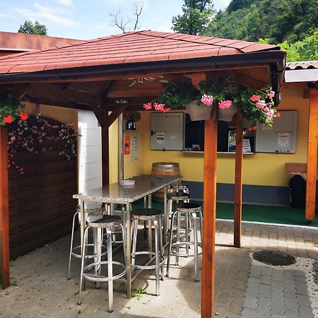 Camping Melezza Losone Ngoại thất bức ảnh