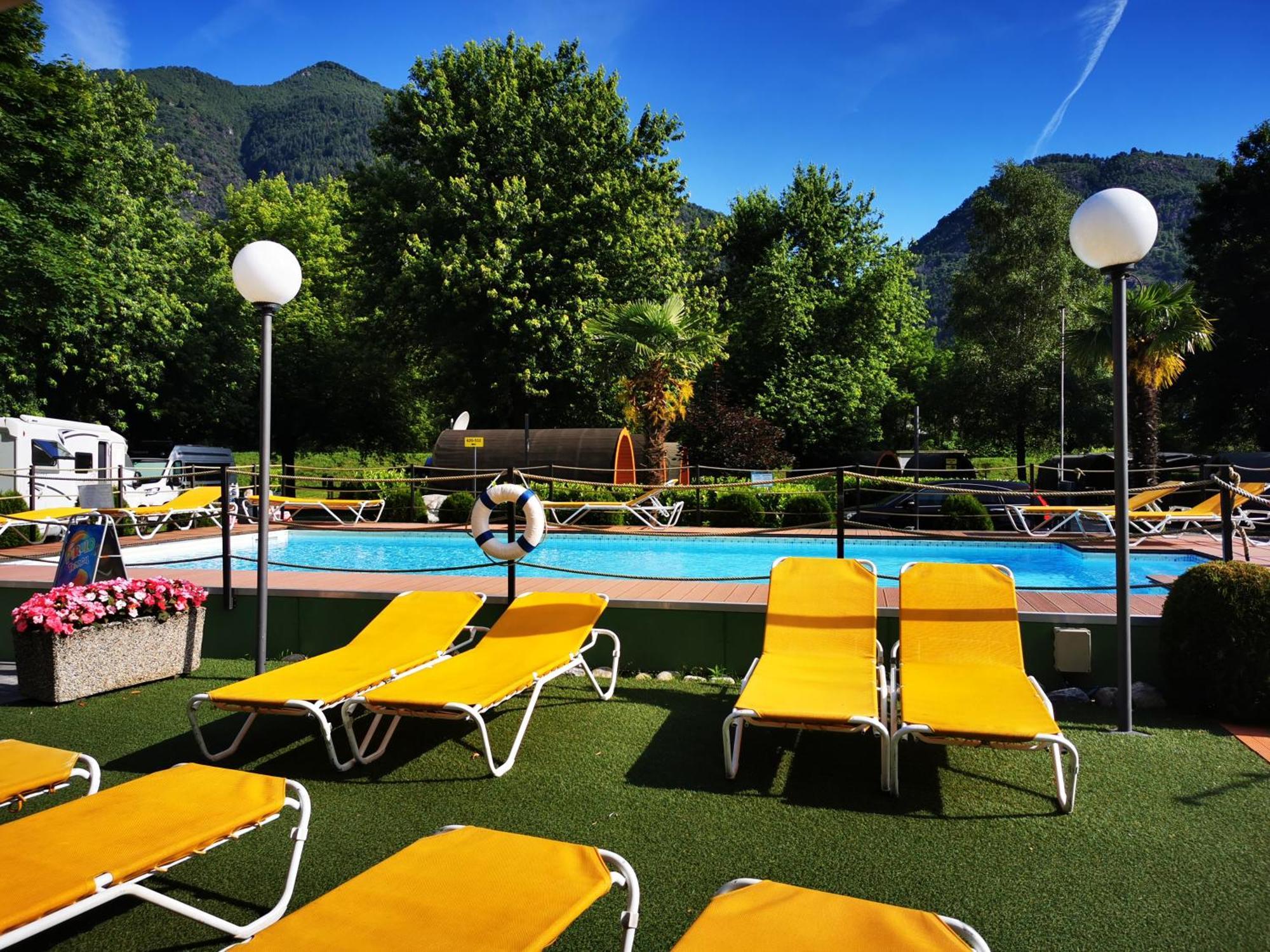 Camping Melezza Losone Ngoại thất bức ảnh